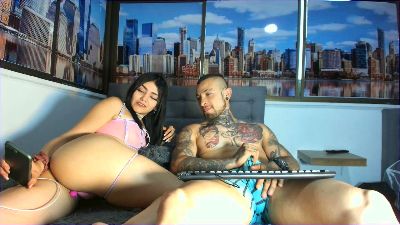 couptattogirl live cam on Cam4