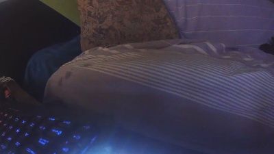 coyote144 live cam on Cam4