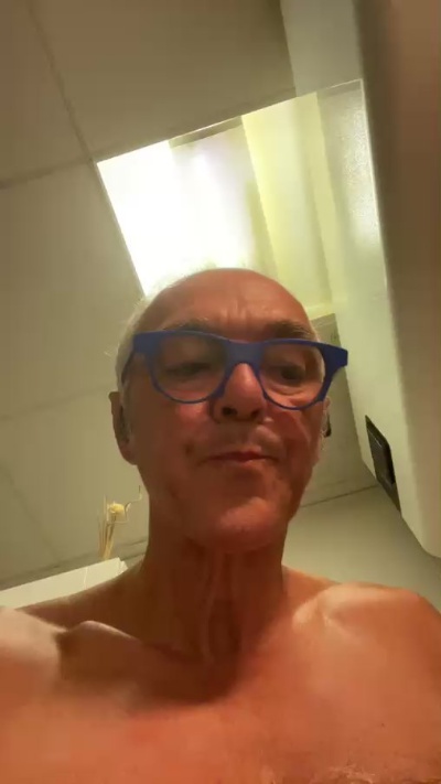cpat73 live cam on Cam4