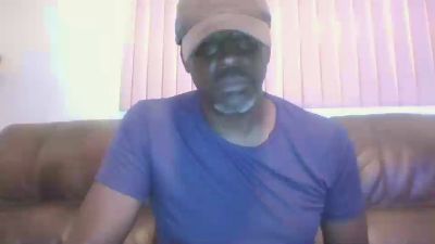 cr66 live cam on Cam4