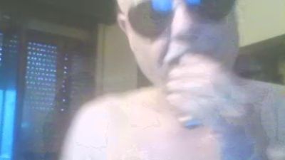 crazy1972 live cam on Cam4