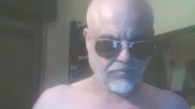 crazy1972 live cam on Cam4