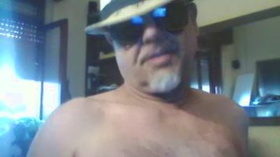 crazy1972 live cam on Cam4