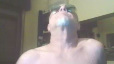 crazy1972 live cam on Cam4