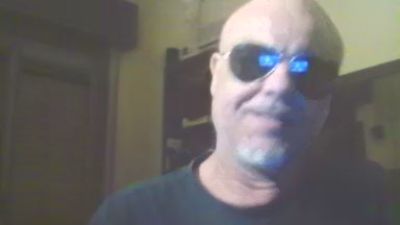 crazy1972 live cam on Cam4
