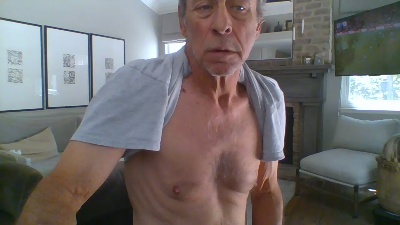 crazyhorse11 live cam on Cam4