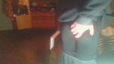 crazyhot18 live cam on Cam4