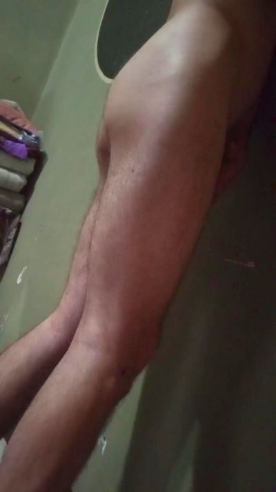 crazyhot18 live cam on Cam4