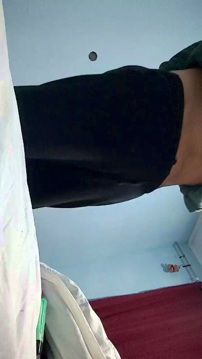 cris2181 live cam on Cam4