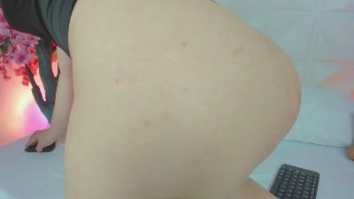 cris_gallardo live cam on Cam4