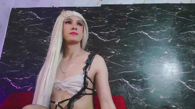 crislingery_dol live cam on Cam4