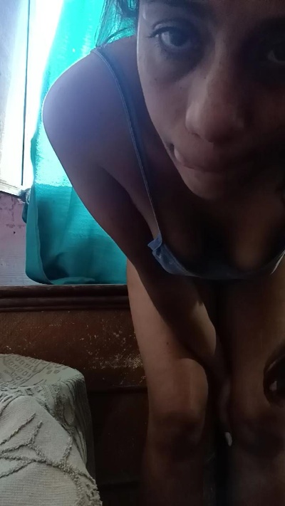 cristal203 live cam on Cam4