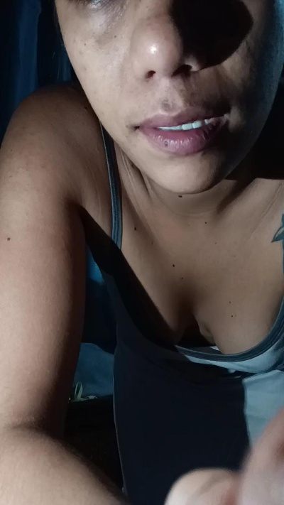 cristal203 live cam on Cam4