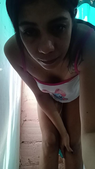cristal203 live cam on Cam4