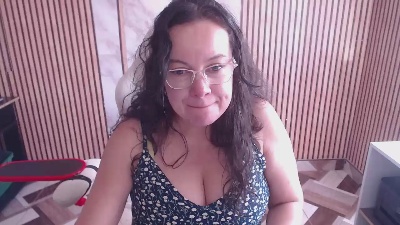 cristaljonnes_ live cam on Cam4