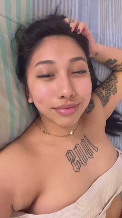 cristalzitaok1 live cam on Cam4