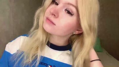 cristevvalue live cam on Cam4