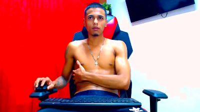 cristiantayron live cam on Cam4