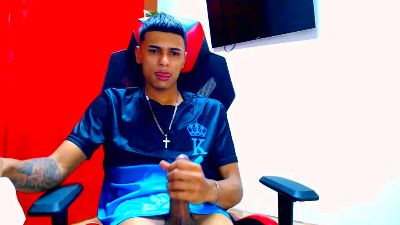 cristiantayron live cam on Cam4