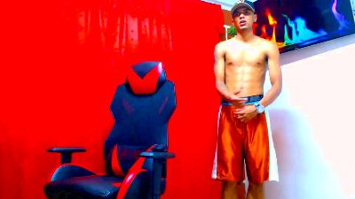 cristiantayron live cam on Cam4