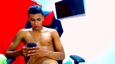 cristiantayron live cam on Cam4