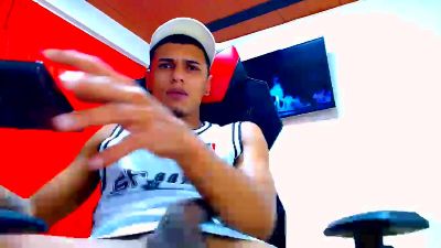 cristiantayron live cam on Cam4