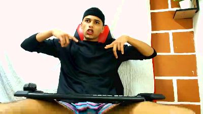 cristiantayron live cam on Cam4