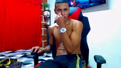 cristiantayron live cam on Cam4