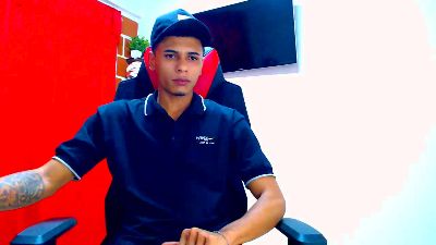 cristiantayron live cam on Cam4