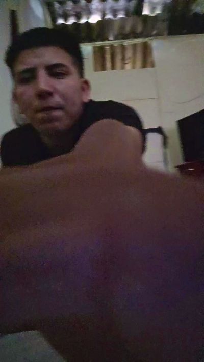 cristopher188 live cam on Cam4