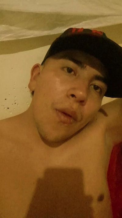 cristopher188 live cam on Cam4