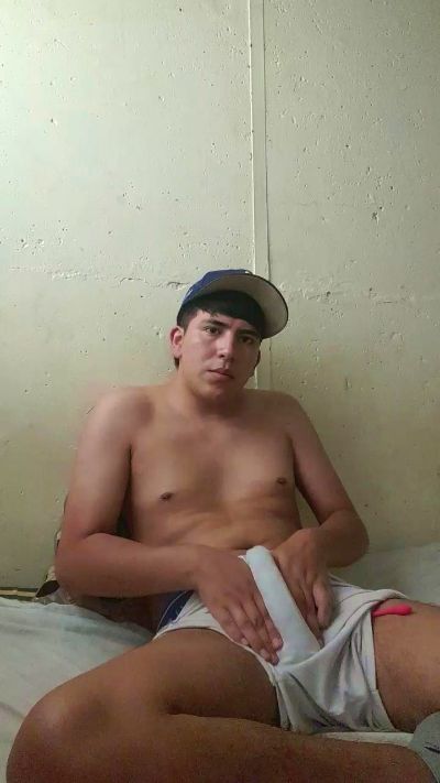 cristopher188 live cam on Cam4