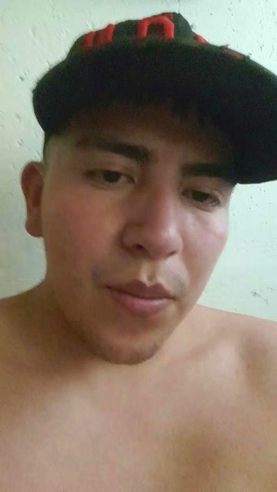 cristopher188 live cam on Cam4