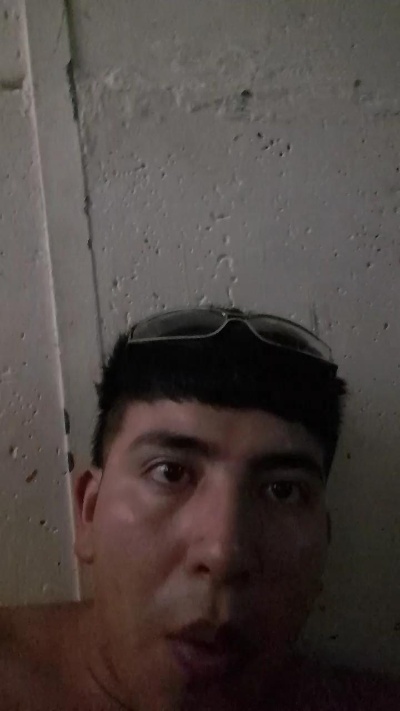 cristopher188 live cam on Cam4