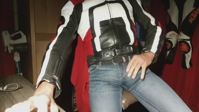crosserlucky live cam on Cam4
