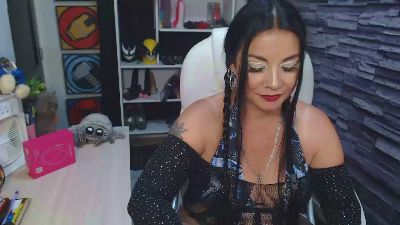 cruela_deviil live cam on Cam4