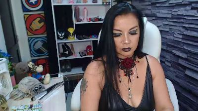 cruela_deviil live cam on Cam4