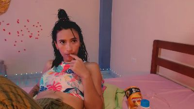 cruellasalud live cam on Cam4