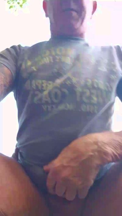 cruiser_xxx live cam on Cam4
