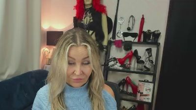 crystal__xxx live cam on Cam4