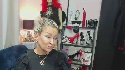 crystal__xxx live cam on Cam4