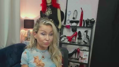 crystal__xxx live cam on Cam4