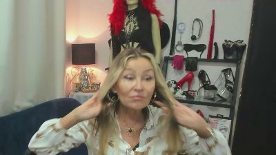 crystal__xxx live cam on Cam4