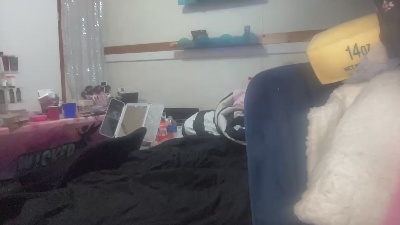crystalwentlive live cam on Cam4