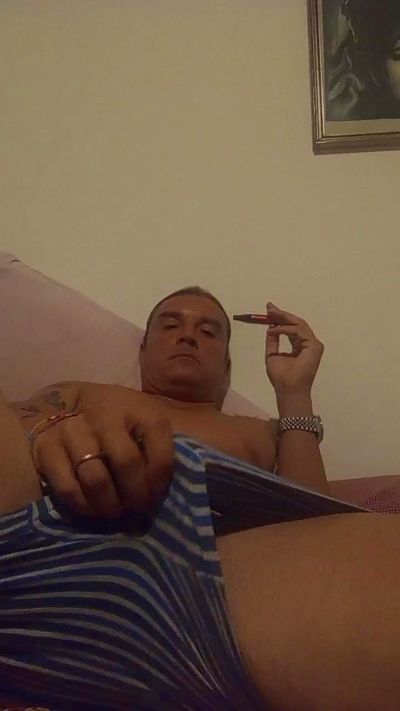 cuban46 live cam on Cam4
