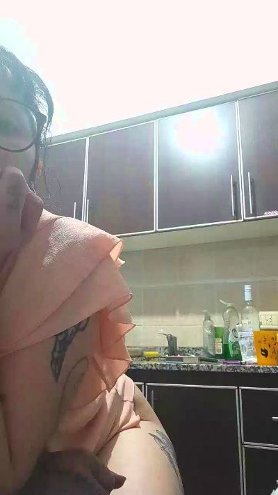 Live thumbnail of cuchi334