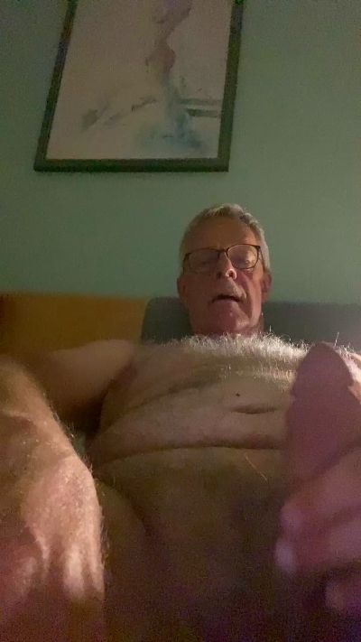 cumboy63 live cam on Cam4