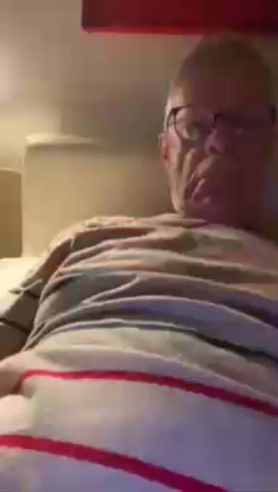 cumboy63 live cam on Cam4