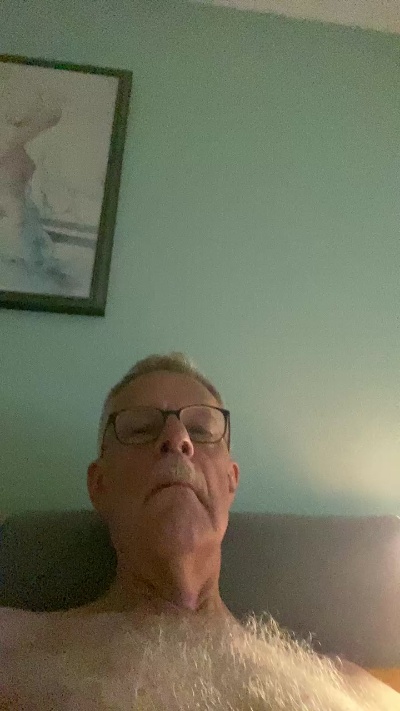 cumboy63 live cam on Cam4