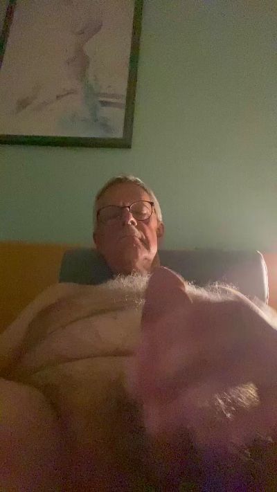 cumboy63 live cam on Cam4